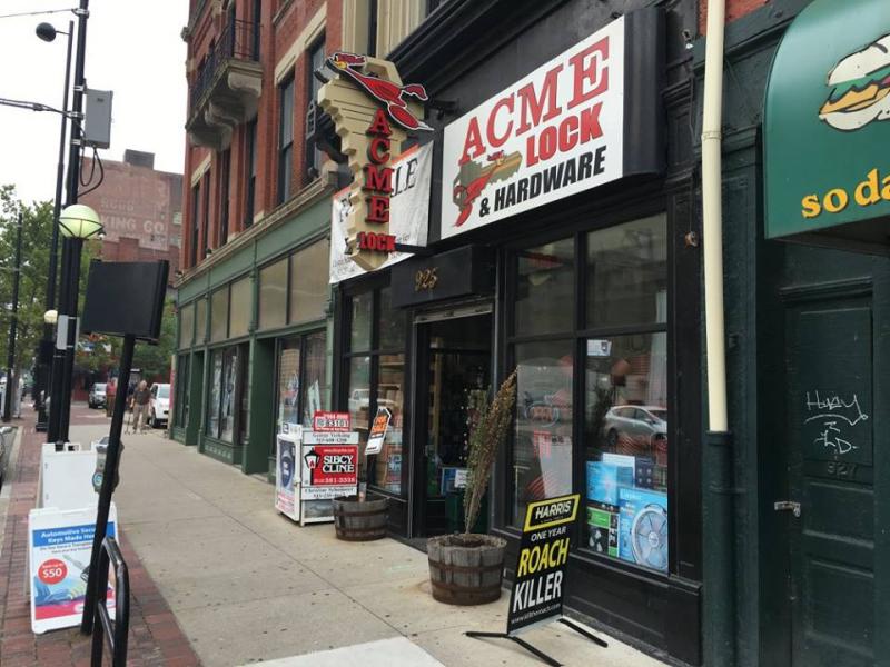 Indie Bookstores and Indie Hardware Stores Share Competitive Strengths
